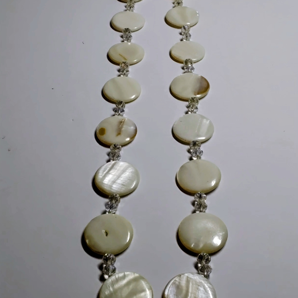 Mother Of Pearl Vintage Milky , Soft , Lustrous Discs Necklace